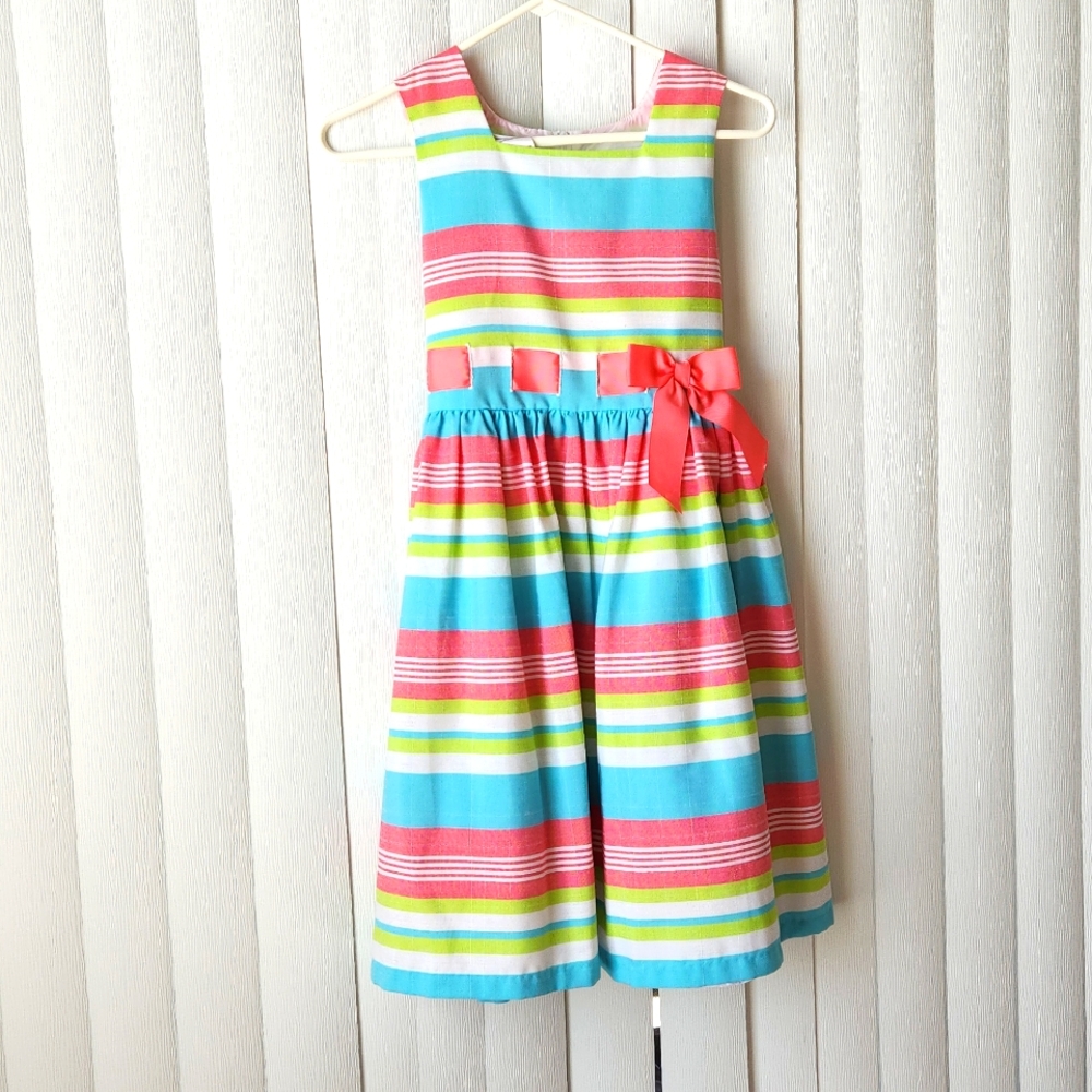 Girl's multicolored striped dress